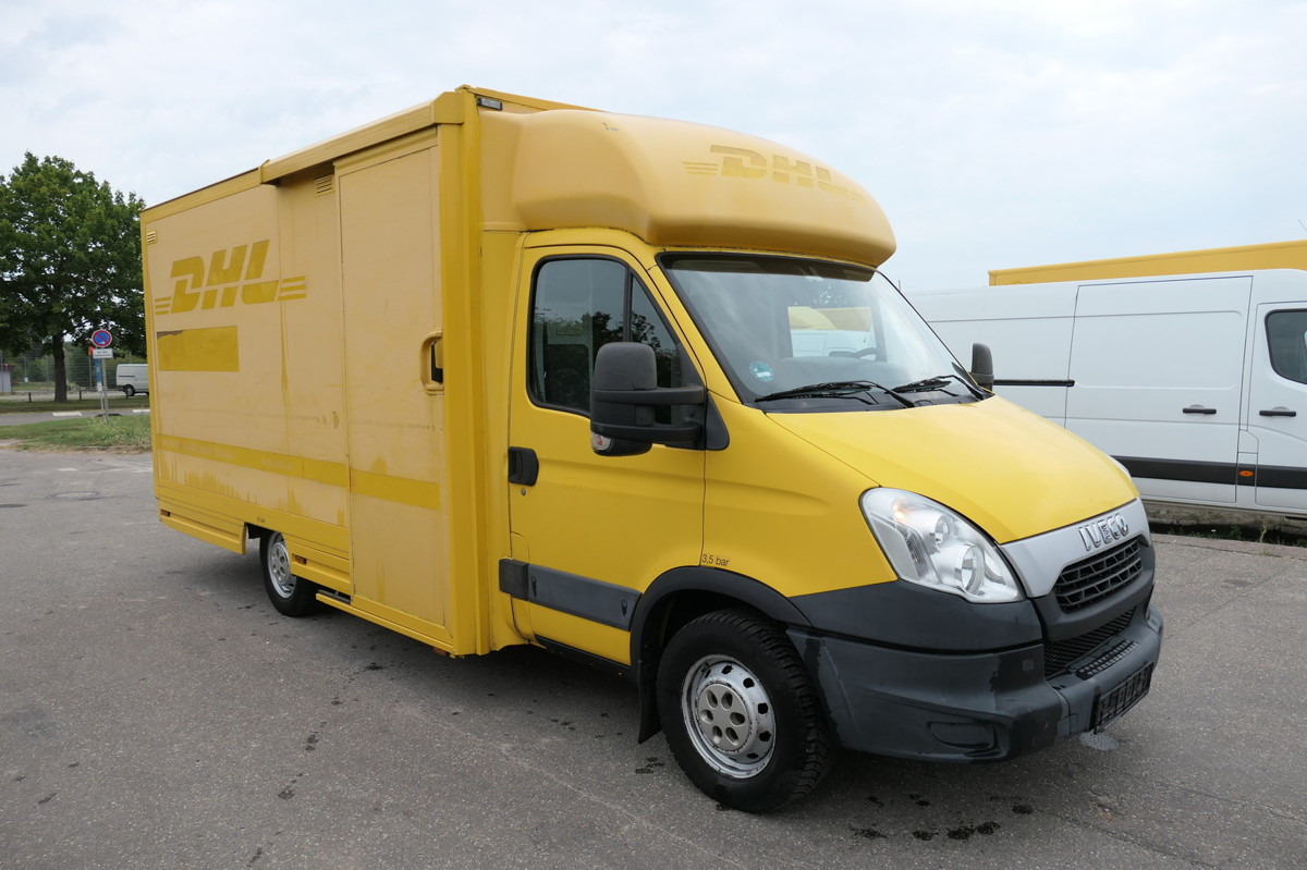 IVECO Daily 35 S11 C30C AUTOMATIK KAMERA Regale LUFT D - الشاحنات الصغيرة صندوق مغلق: صور 2 IVECO Daily 35 S11 C30C AUTOMATIK KAMERA Regale LUFT D - الشاحنات الصغيرة صندوق مغلق: صور 2
