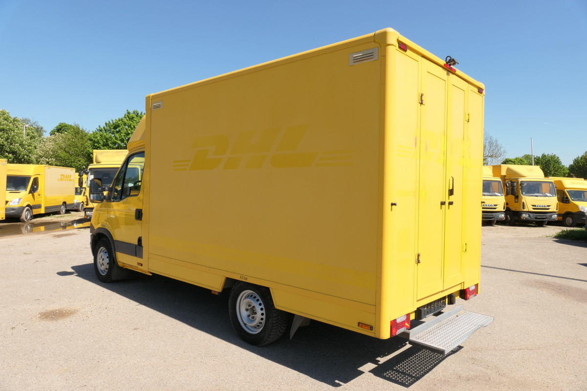 IVECO Daily 35 S11 KURZ C30C AUTOMATIK KAMERA Regale L - الشاحنات الصغيرة صندوق مغلق: صور 4 IVECO Daily 35 S11 KURZ C30C AUTOMATIK KAMERA Regale L - الشاحنات الصغيرة صندوق مغلق: صور 4