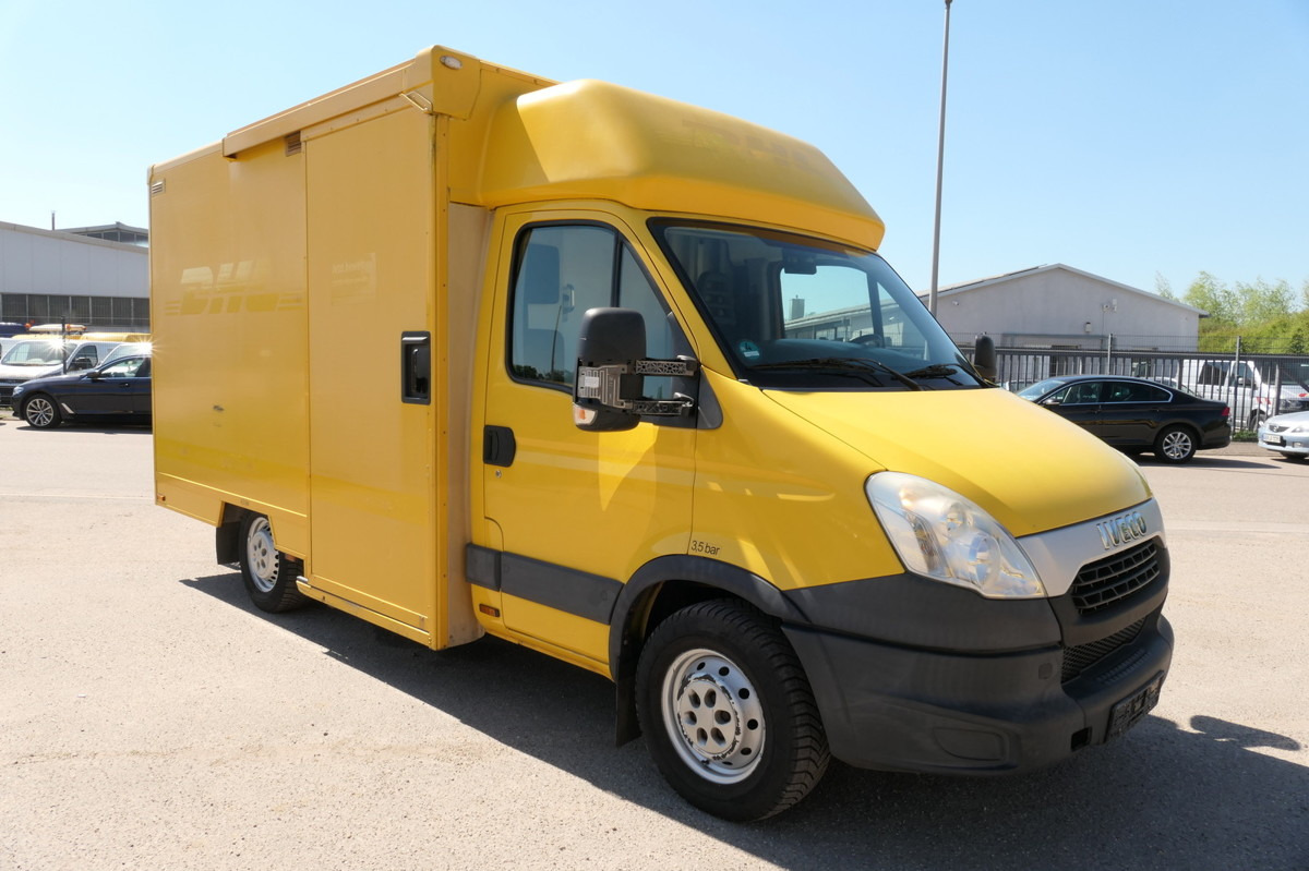 IVECO Daily 35 S11 KURZ C30C AUTOMATIK KAMERA Regale L - الشاحنات الصغيرة صندوق مغلق: صور 2 IVECO Daily 35 S11 KURZ C30C AUTOMATIK KAMERA Regale L - الشاحنات الصغيرة صندوق مغلق: صور 2