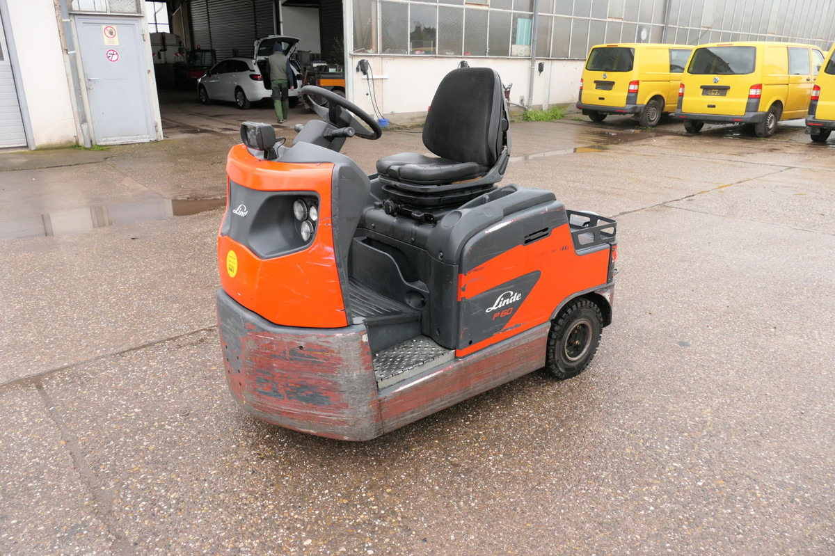 LINDE P 60 Z Schlepper Batterie 40/2020 3-Rad - جرار السحب الكهربائي: صور 2 LINDE P 60 Z Schlepper Batterie 40/2020 3-Rad - جرار السحب الكهربائي: صور 2