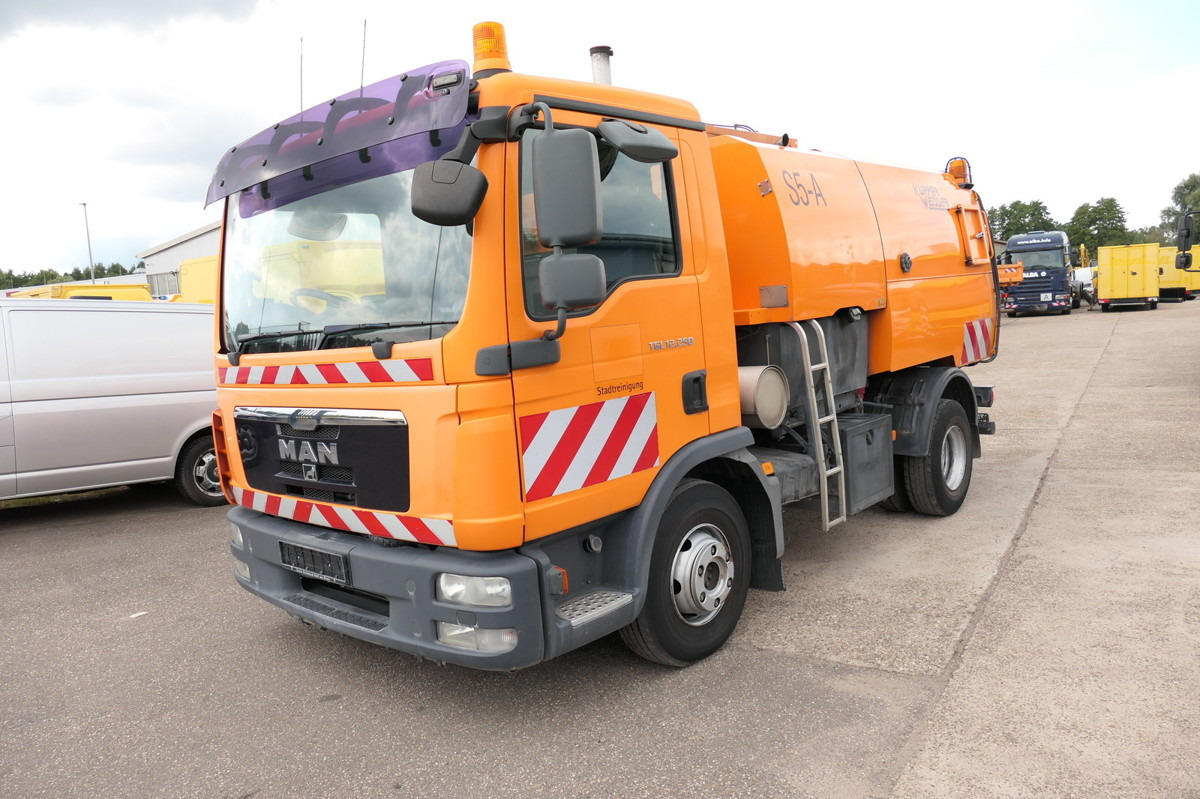 MAN TGL 12.250 Küpper Weisser Kehrmaschine - سياره كنس شوارع: صور 2 MAN TGL 12.250 Küpper Weisser Kehrmaschine - سياره كنس شوارع: صور 2