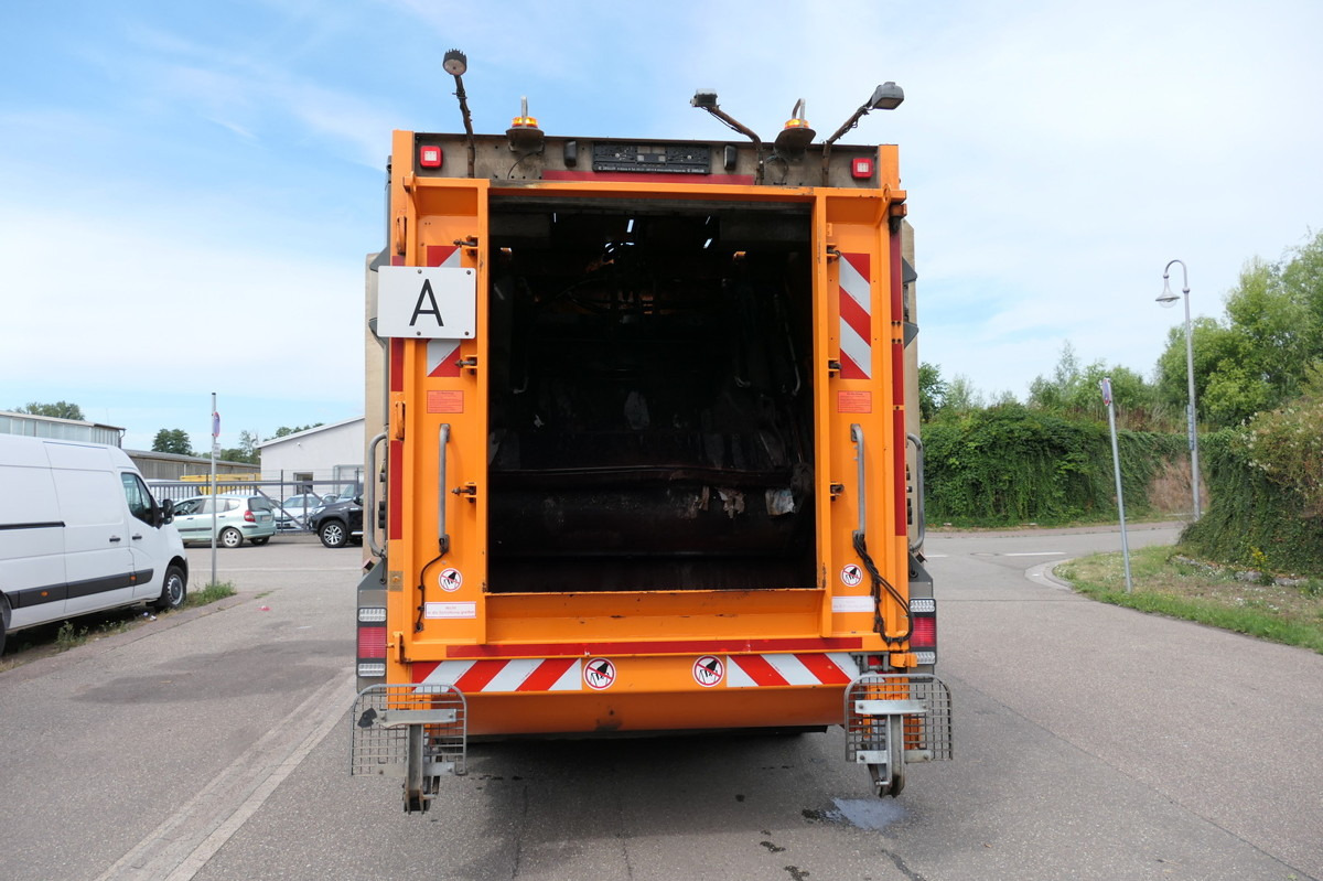 MERCEDES-BENZ 2635 NGE-L62N Econic Aufbau Zöller Medium - شاحنة القمامة: صور 5 MERCEDES-BENZ 2635 NGE-L62N Econic Aufbau Zöller Medium - شاحنة القمامة: صور 5
