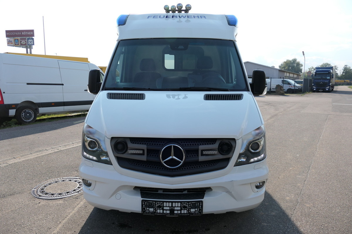 MERCEDES-BENZ 319 Sprinter 6-Zylinder Rettungswagen Strobel - سيارة إسعاف: صور 2 MERCEDES-BENZ 319 Sprinter 6-Zylinder Rettungswagen Strobel - سيارة إسعاف: صور 2