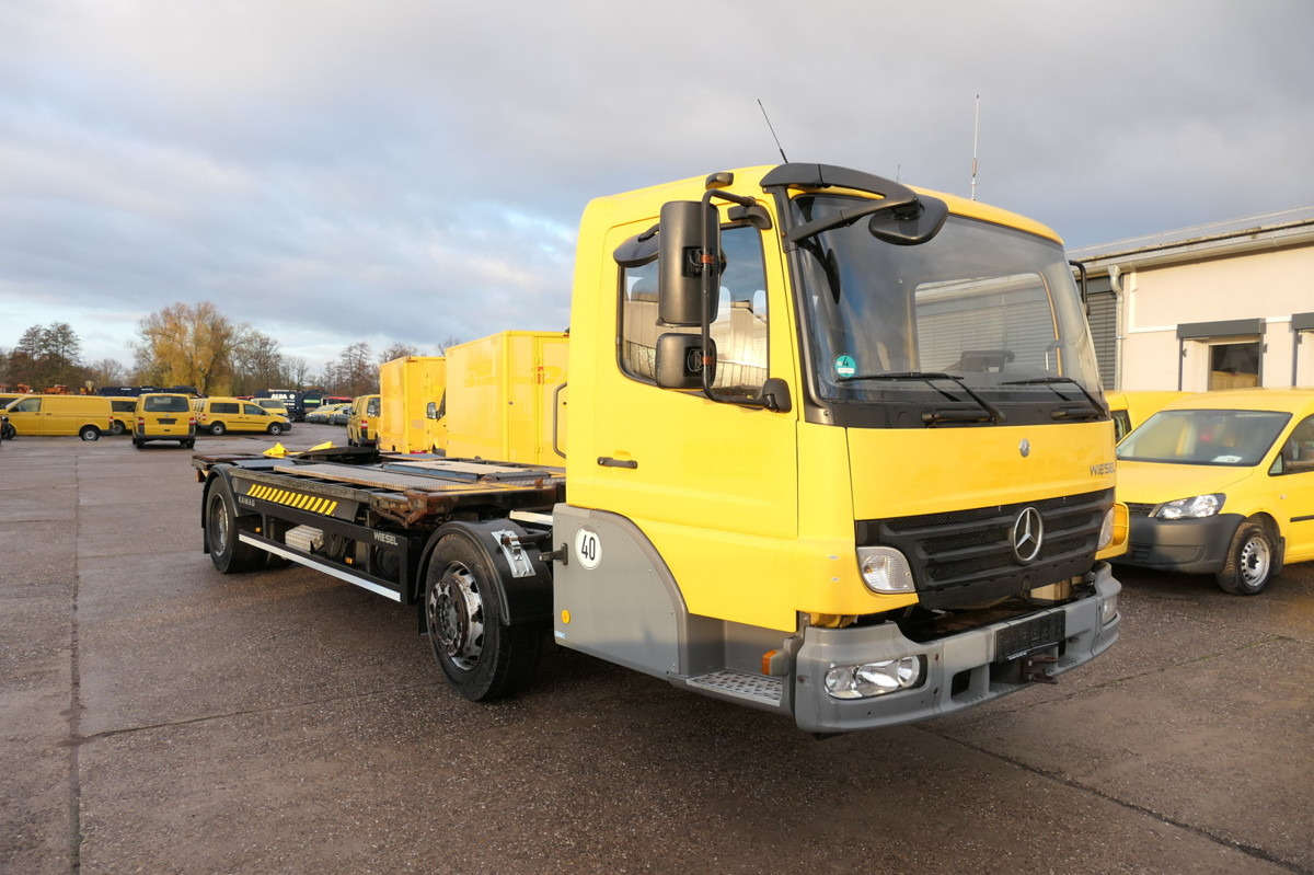 MERCEDES-BENZ KAMAG WBH 25 Wiesel Terberg Umsetzfahrz. Sattelk - شاحنات الحاويات/ جسم علوي قابل للتغيير شاحنة: صور 3 MERCEDES-BENZ KAMAG WBH 25 Wiesel Terberg Umsetzfahrz. Sattelk - شاحنات الحاويات/ جسم علوي قابل للتغيير شاحنة: صور 3