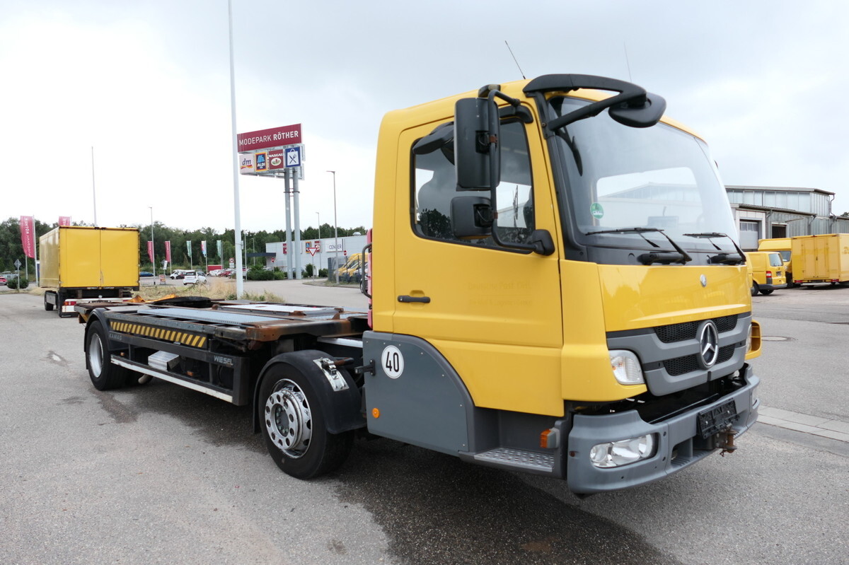 MERCEDES-BENZ KAMAG WBH 25 Wiesel Terberg Umsetzfahrz. Sattelk - شاحنات الحاويات/ جسم علوي قابل للتغيير شاحنة: صور 2 MERCEDES-BENZ KAMAG WBH 25 Wiesel Terberg Umsetzfahrz. Sattelk - شاحنات الحاويات/ جسم علوي قابل للتغيير شاحنة: صور 2