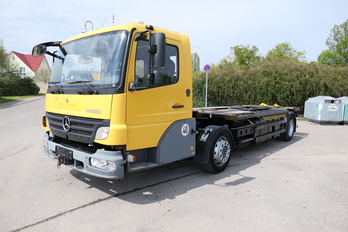 MERCEDES-BENZ KAMAG WBH 25 Wiesel Terberg Umsetzfahrz. Sattelk - شاحنات الحاويات/ جسم علوي قابل للتغيير شاحنة: صور 1 MERCEDES-BENZ KAMAG WBH 25 Wiesel Terberg Umsetzfahrz. Sattelk - شاحنات الحاويات/ جسم علوي قابل للتغيير شاحنة: صور 1