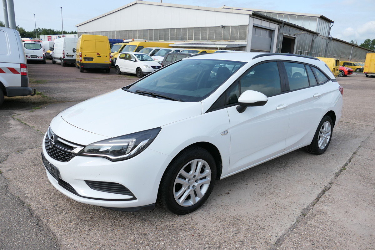 OPEL Astra K 1.6 CDTI Edition S/S KLIMA - سيارة: صور 1 OPEL Astra K 1.6 CDTI Edition S/S KLIMA - سيارة: صور 1