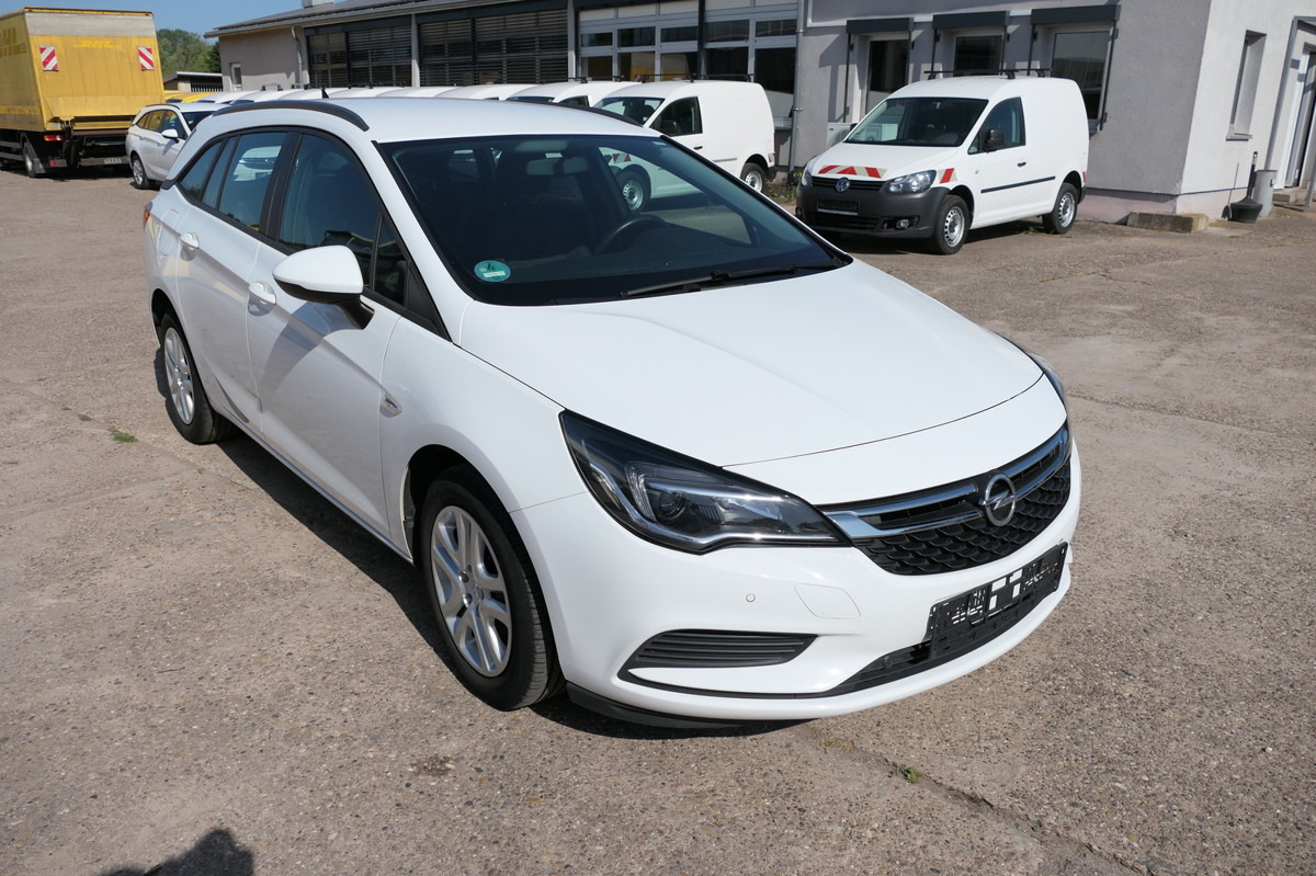 OPEL Astra K 1.6 CDTI Edition S/S KLIMA - سيارة: صور 2 OPEL Astra K 1.6 CDTI Edition S/S KLIMA - سيارة: صور 2