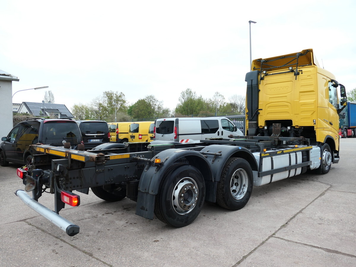 VOLVO FH 26.420 6x2 BDF - بصندوق مغلق شاحنة: صور 4 VOLVO FH 26.420 6x2 BDF - بصندوق مغلق شاحنة: صور 4
