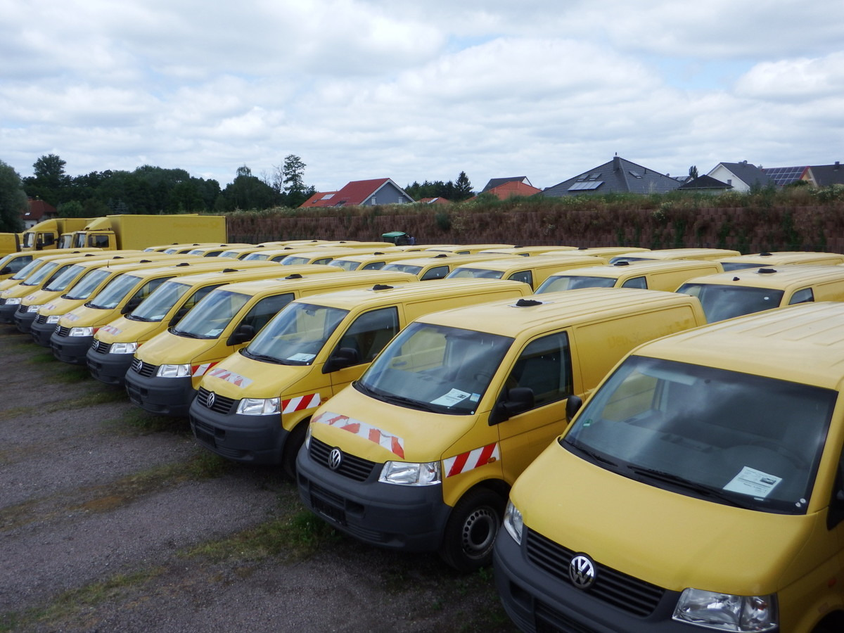 VW T5 Transporter 1.9 TDI 2-Sitzer PARKTRONIK 2xSCH - فان المدمجة: صور 1 VW T5 Transporter 1.9 TDI 2-Sitzer PARKTRONIK 2xSCH - فان المدمجة: صور 1