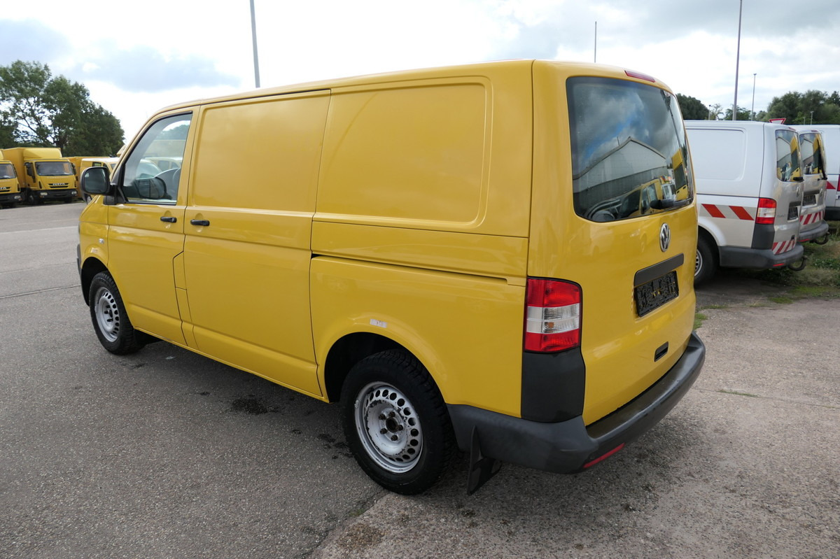 VW T5 Transporter 2.0 TDI EURO-5 CoC 2xSCHIEBETÜR P - فان المدمجة: صور 4 VW T5 Transporter 2.0 TDI EURO-5 CoC 2xSCHIEBETÜR P - فان المدمجة: صور 4