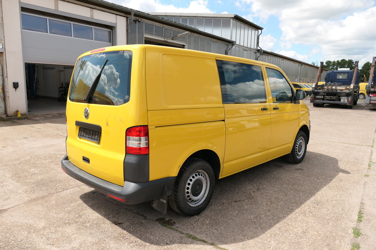 VW T5 Transporter 2.0 TDI EURO-5 CoC 2xSCHIEBETÜR P - فان المدمجة: صور 4 VW T5 Transporter 2.0 TDI EURO-5 CoC 2xSCHIEBETÜR P - فان المدمجة: صور 4