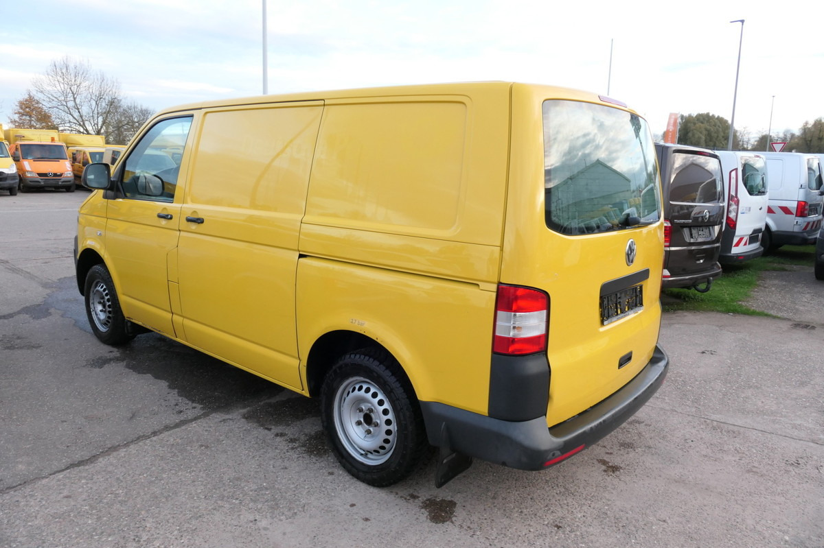 VW T5 Transporter 2.0 TDI EURO-5 CoC PARKTRONIK - فان المدمجة: صور 5 VW T5 Transporter 2.0 TDI EURO-5 CoC PARKTRONIK - فان المدمجة: صور 5
