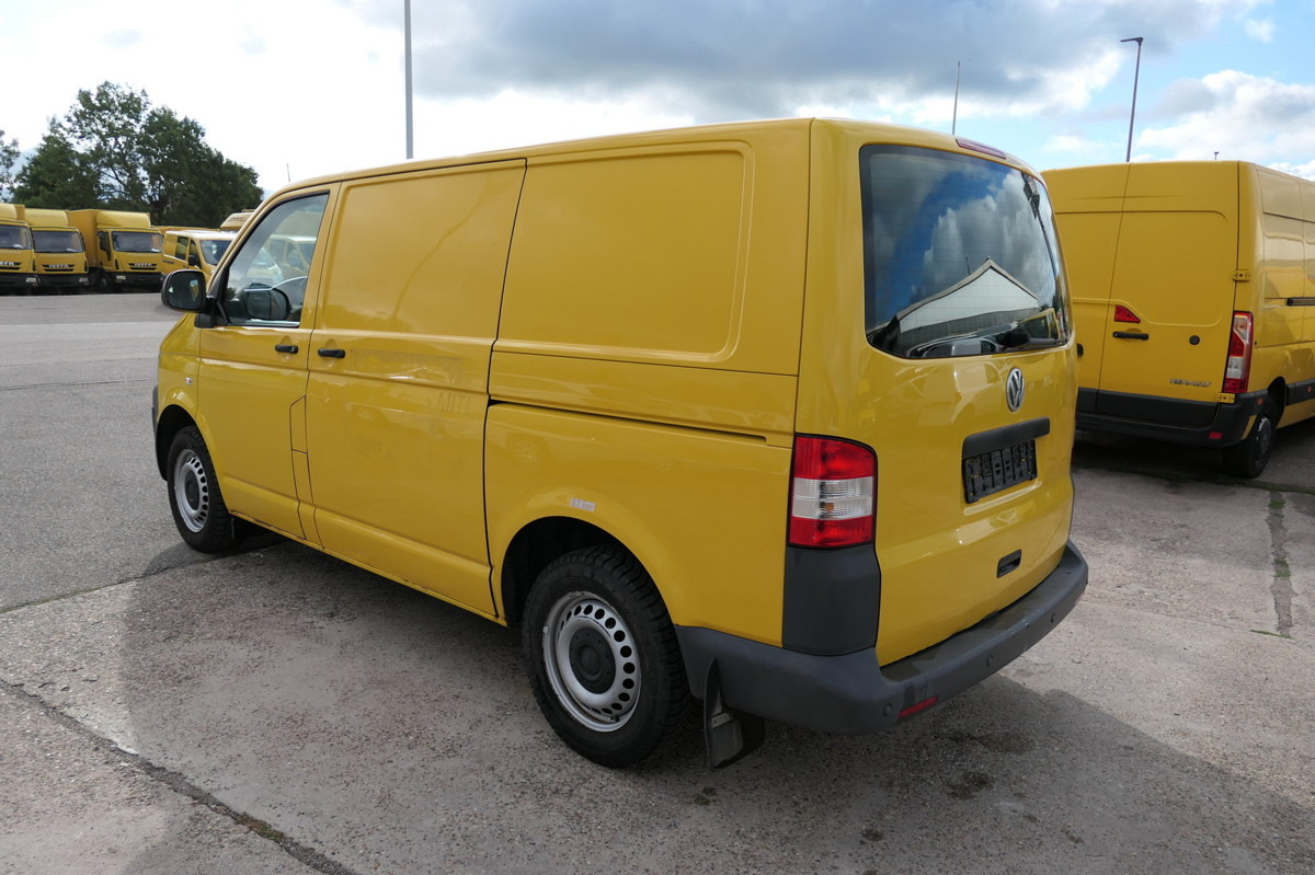 VW T5 Transporter 2.0 TDI PARKTRONIK EURO-5 2xSCHIE - فان المدمجة: صور 4 VW T5 Transporter 2.0 TDI PARKTRONIK EURO-5 2xSCHIE - فان المدمجة: صور 4