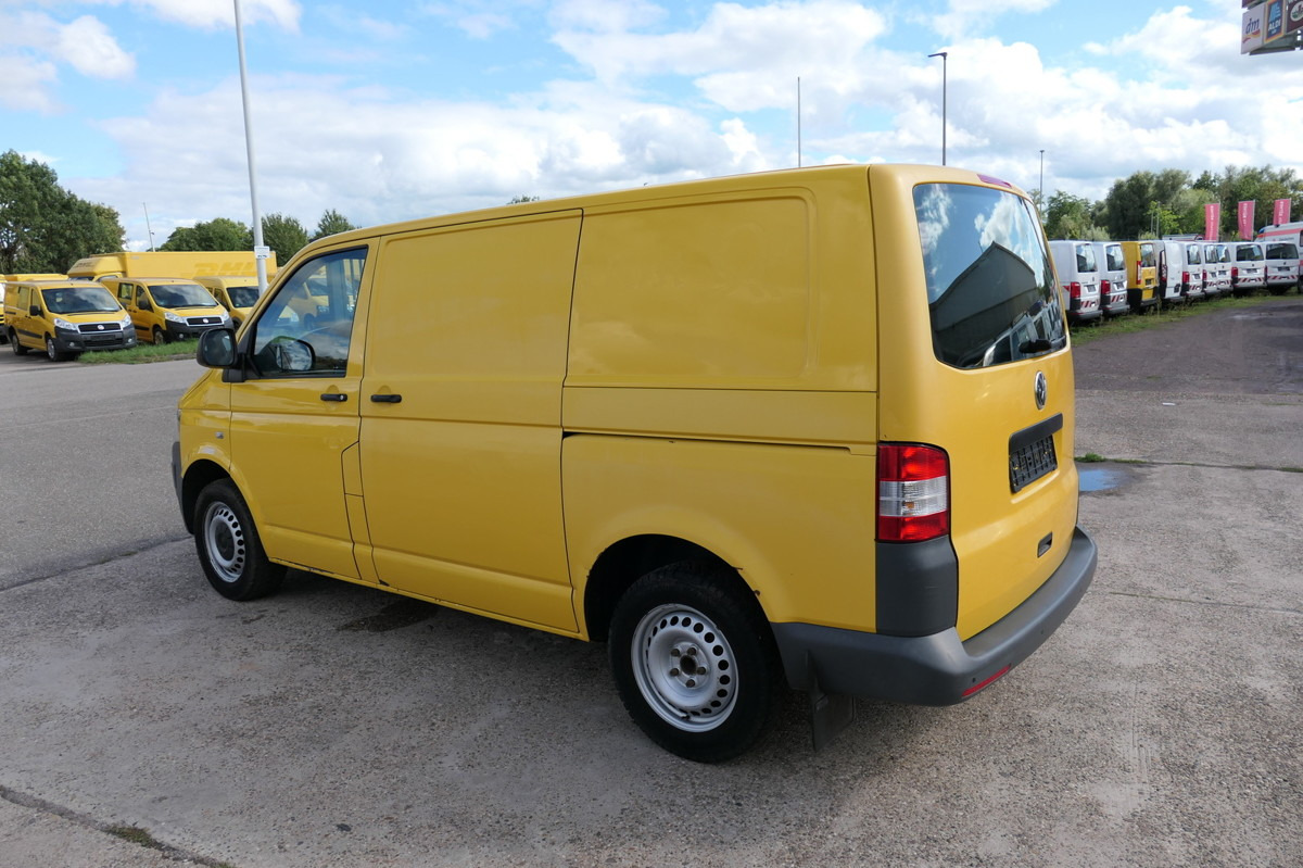VW T5 Transporter 2.0 TDI PARKTRONIK EURO-5 2xSCHIE - فان المدمجة: صور 4 VW T5 Transporter 2.0 TDI PARKTRONIK EURO-5 2xSCHIE - فان المدمجة: صور 4