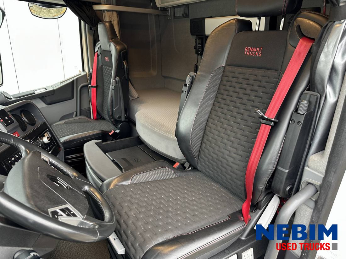 Renault T HIGH 520 4x2 - Parking Airco - شاحنة جرار: صور 3 Renault T HIGH 520 4x2 - Parking Airco - شاحنة جرار: صور 3