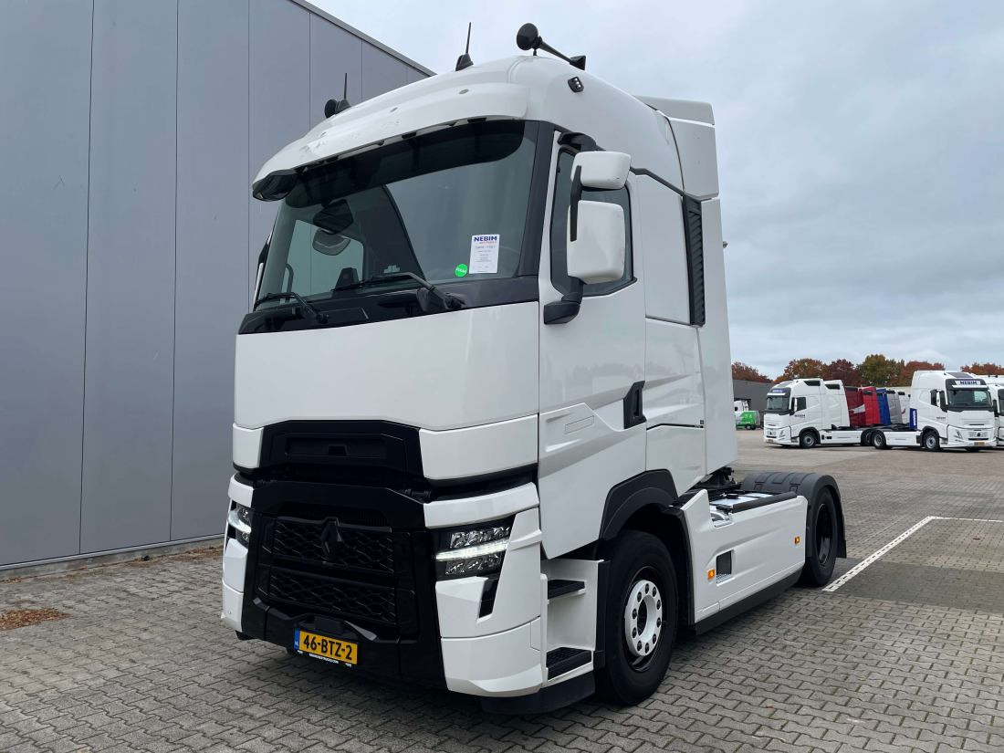 Renault T HIGH 520 4x2 new tacho - Parking Airco - شاحنة جرار: صور 1 Renault T HIGH 520 4x2 new tacho - Parking Airco - شاحنة جرار: صور 1