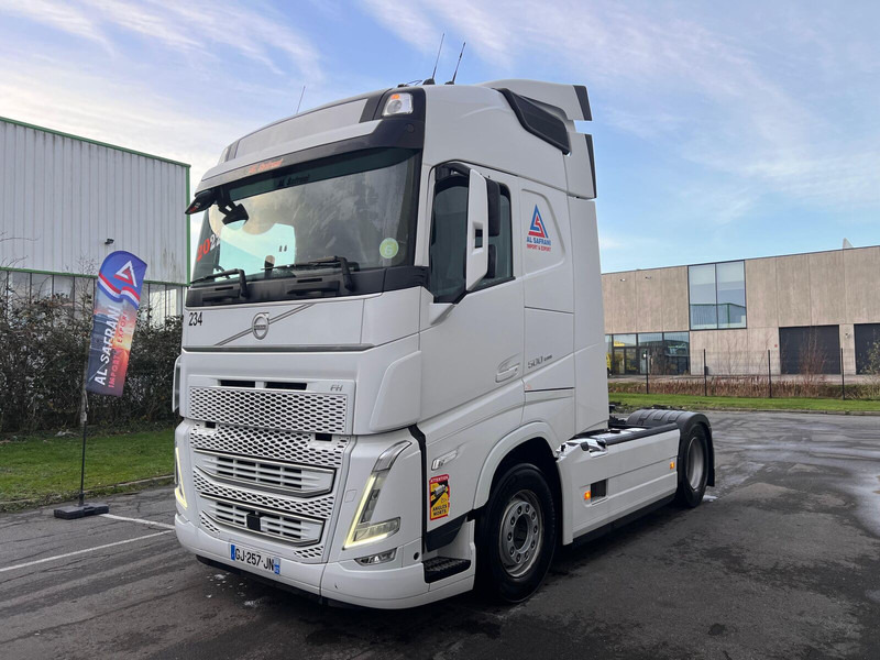 Volvo FH 500 - شاحنة جرار: صور 1 Volvo FH 500 - شاحنة جرار: صور 1