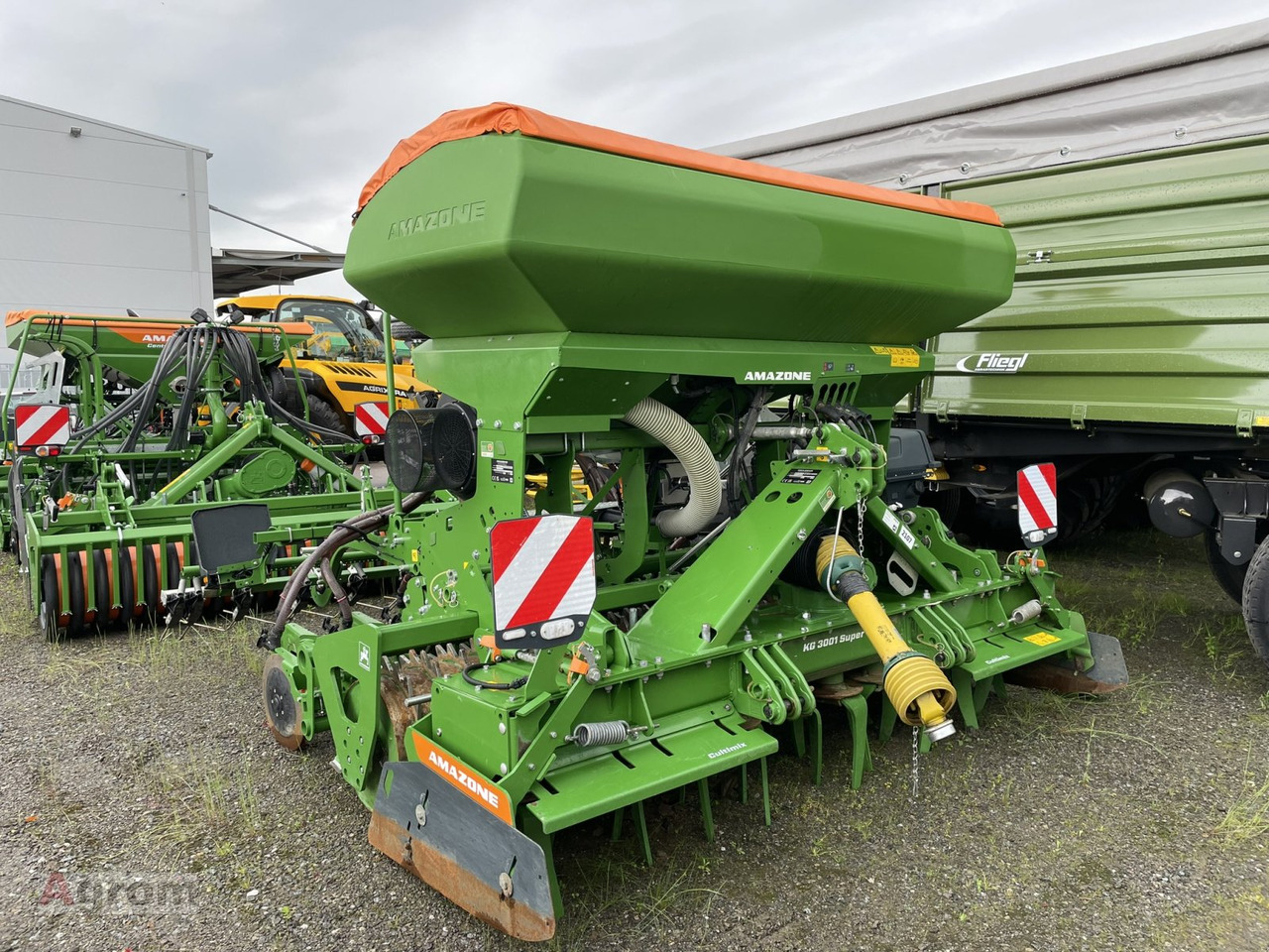 Amazone Centaya 3000 Super + KG 3001 Super - الة بذر: صور 1 Amazone Centaya 3000 Super + KG 3001 Super - الة بذر: صور 1