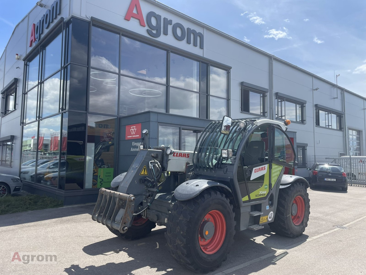 CLAAS Scorpion 7044 - رافعة تلسكوبية: صور 1 CLAAS Scorpion 7044 - رافعة تلسكوبية: صور 1