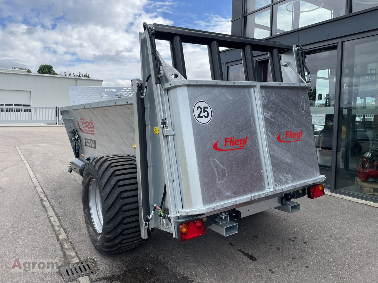 Fliegl ADS 60 - نثر السماد: صور 4 Fliegl ADS 60 - نثر السماد: صور 4