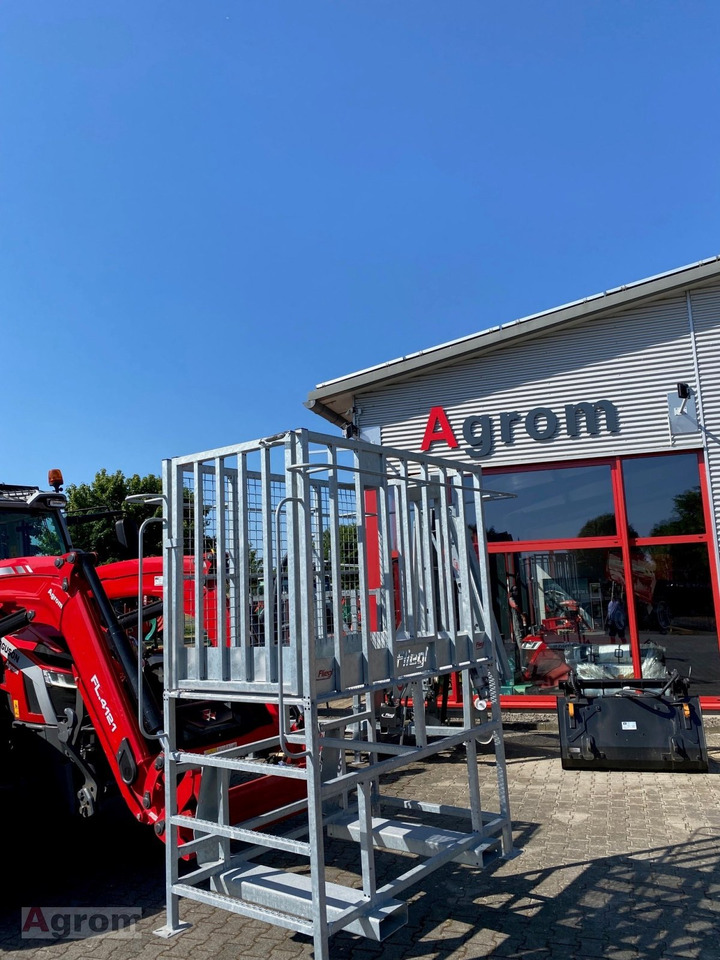 Fliegl Arbeitsbühne - ملحقات: صور 1 Fliegl Arbeitsbühne - ملحقات: صور 1