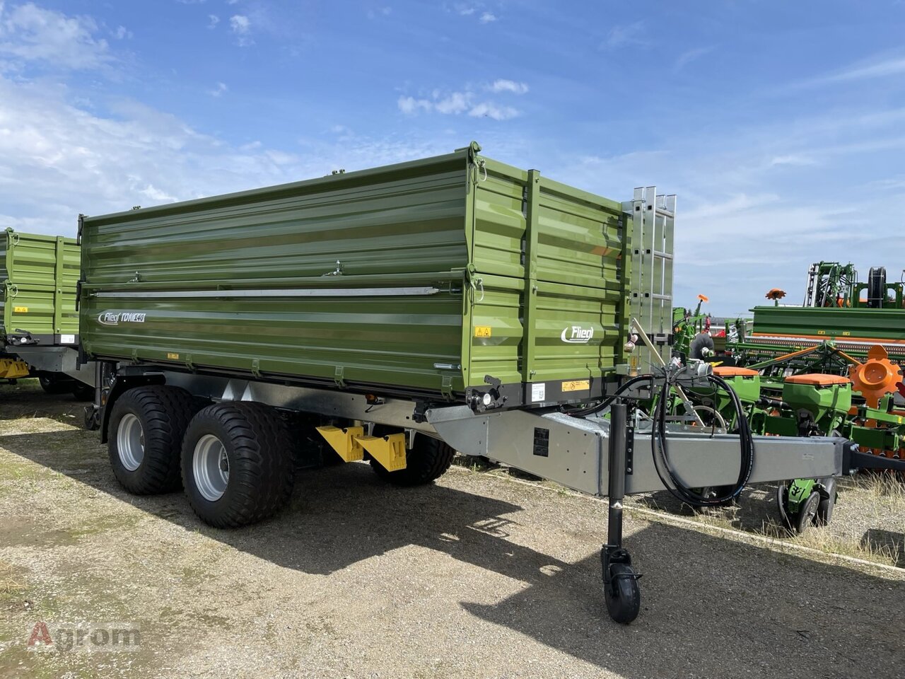 Fliegl TDK 140 FOX - قلابة مقطورة الزراعية: صور 1 Fliegl TDK 140 FOX - قلابة مقطورة الزراعية: صور 1