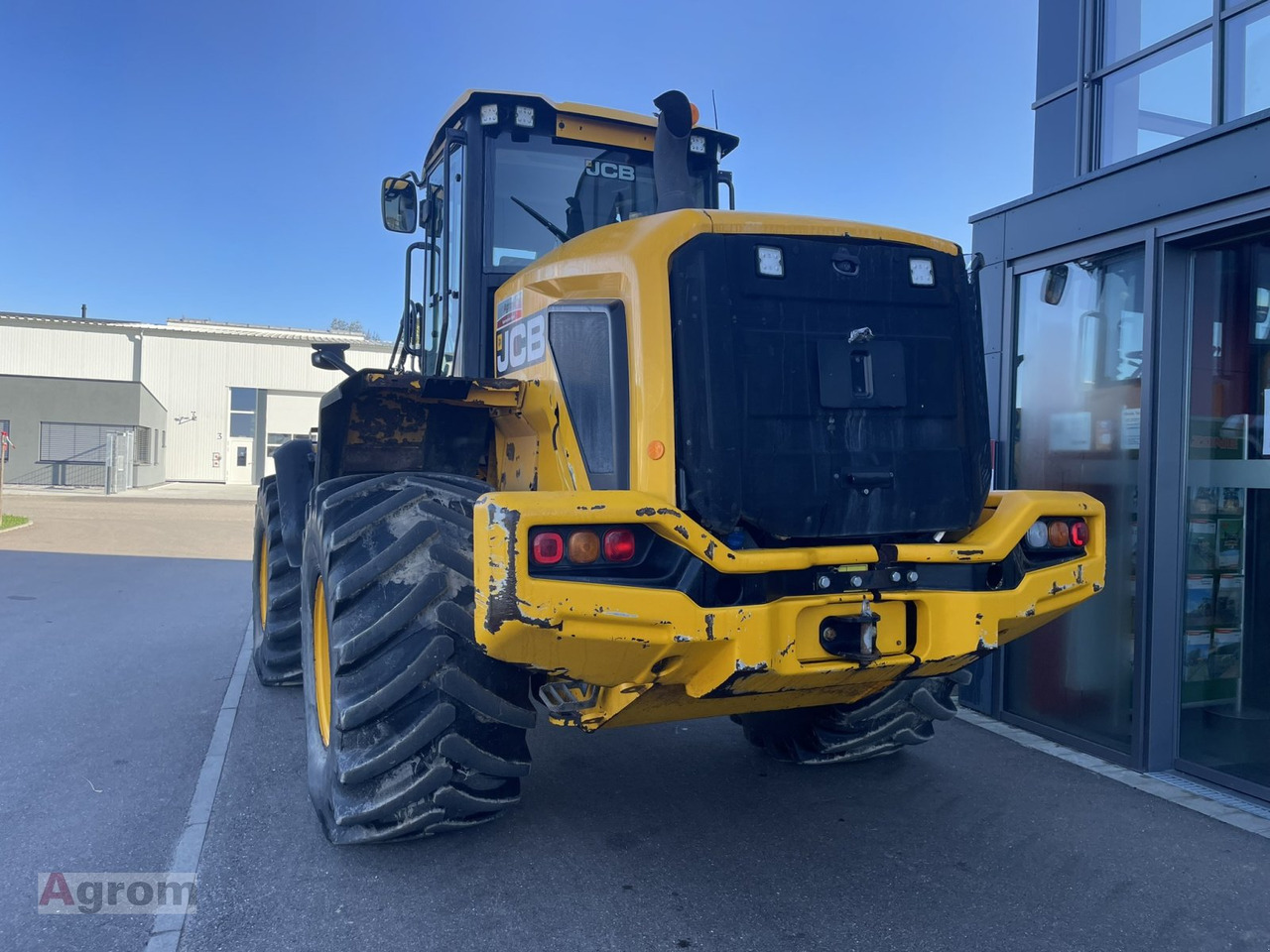 اللودر بعجل JCB 427 HT Agri: صور 6