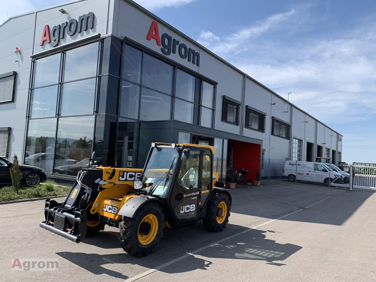 JCB 525-60 Agri Plus - رافعة تلسكوبية: صور 1 JCB 525-60 Agri Plus - رافعة تلسكوبية: صور 1