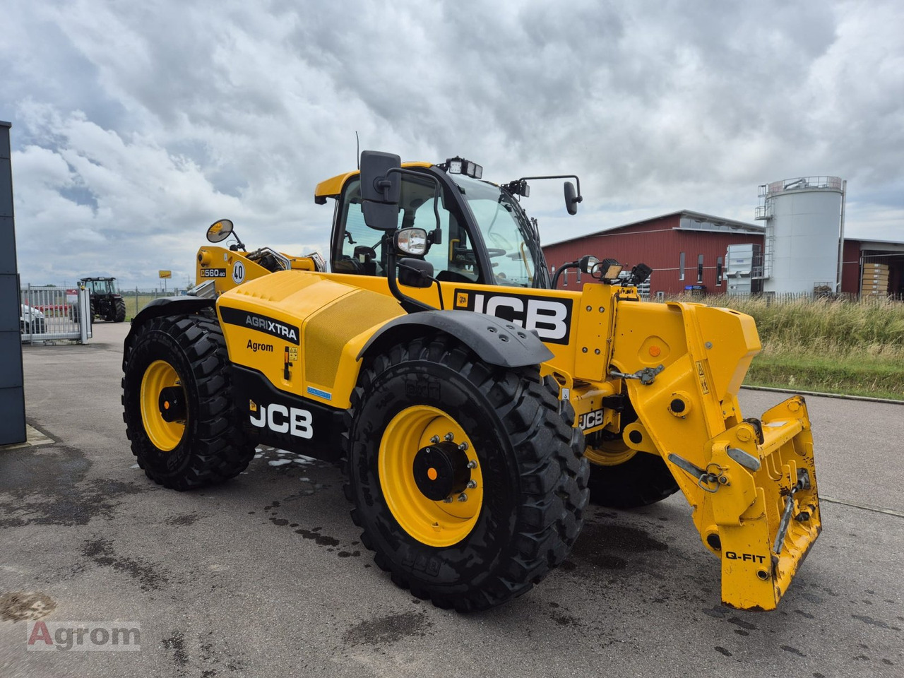 JCB 560-80 AgriXtra - رافعة تلسكوبية: صور 1 JCB 560-80 AgriXtra - رافعة تلسكوبية: صور 1