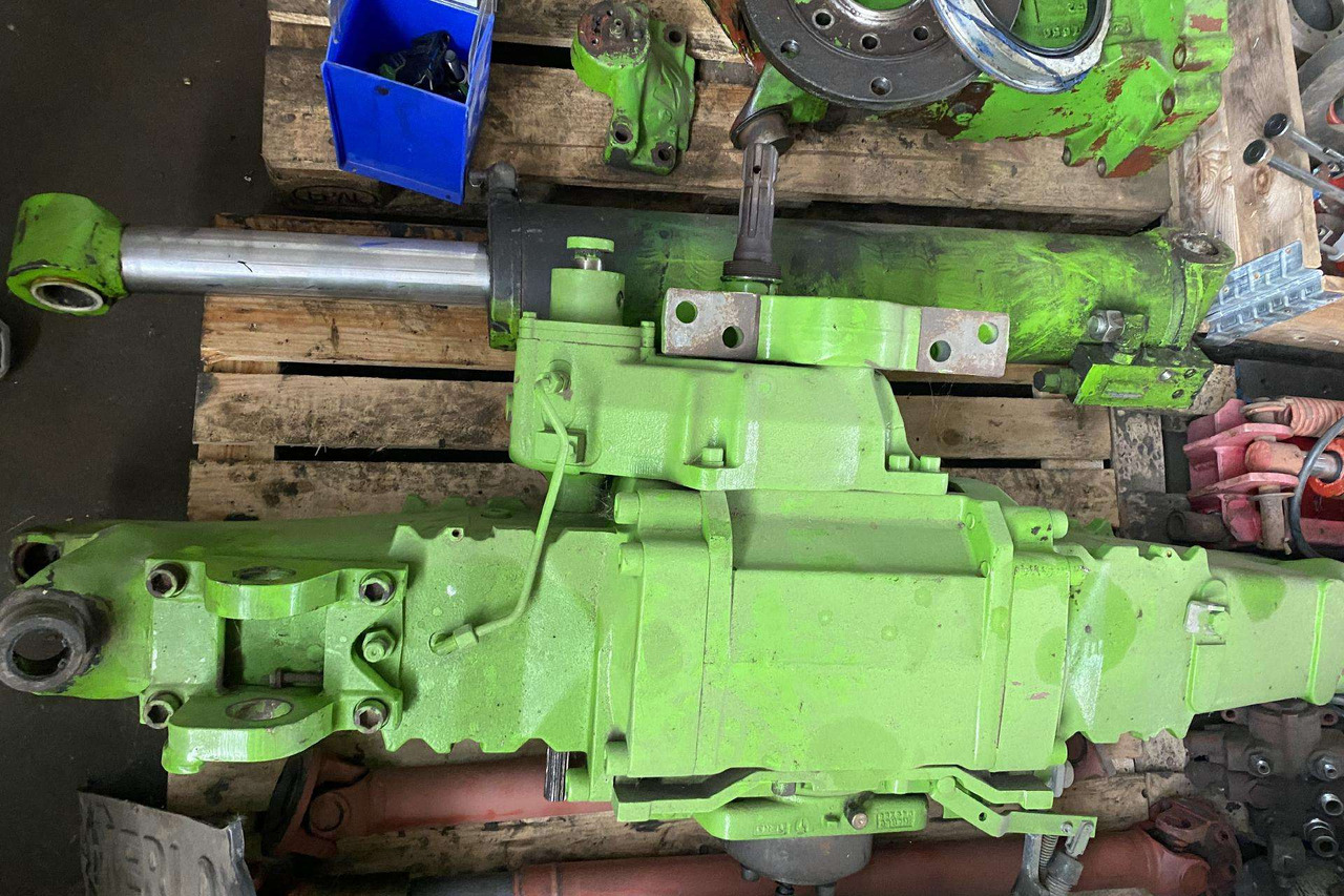 Merlo Merlo - هود - الآلات والماكينات الزراعية: صور 4 Merlo Merlo - هود - الآلات والماكينات الزراعية: صور 4