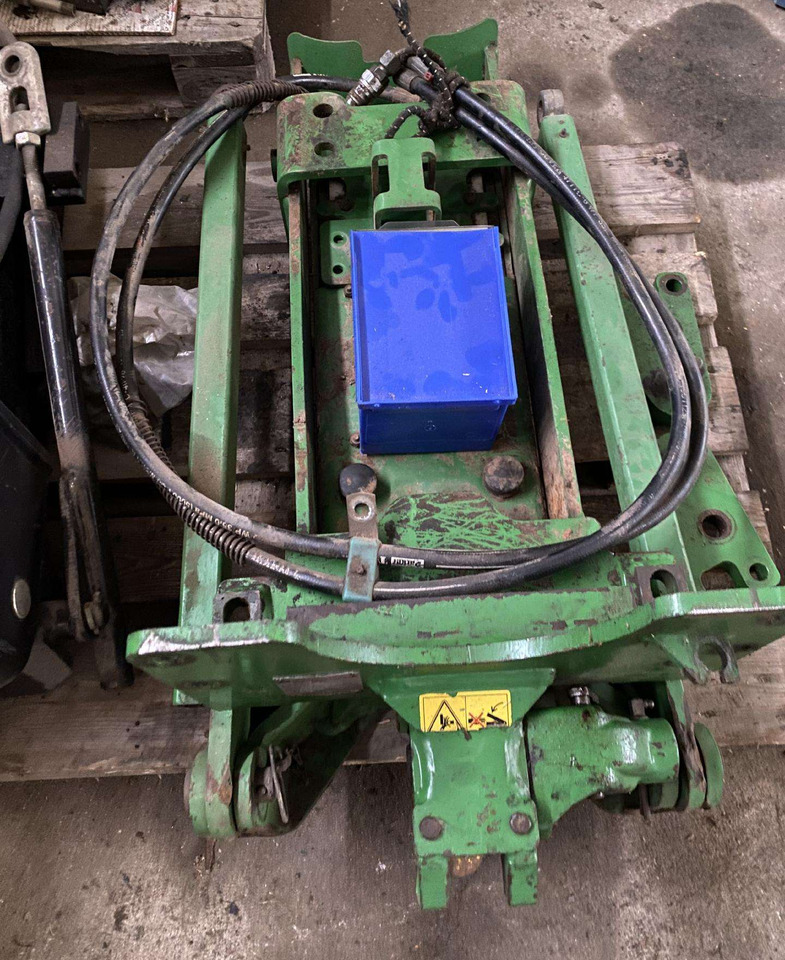 Valtra JOHN DEERE - ملحقات - الآلات والماكينات الزراعية: صور 3 Valtra JOHN DEERE - ملحقات - الآلات والماكينات الزراعية: صور 3