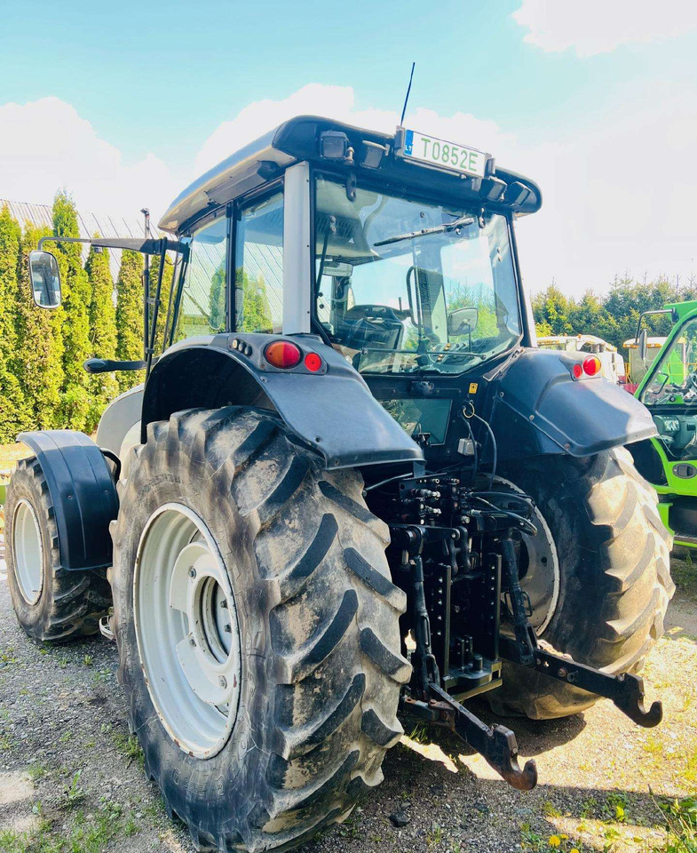 Valtra T121 HT - جرار: صور 3 Valtra T121 HT - جرار: صور 3