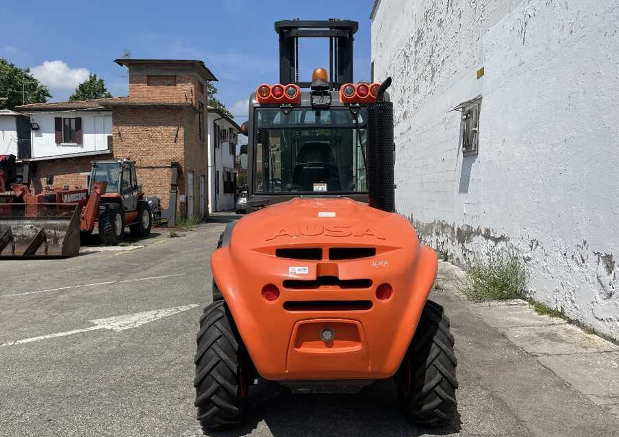 Ausa C 350 H X4 (4400 ore) - شاحنات الطرق الوعرة: صور 3 Ausa C 350 H X4 (4400 ore) - شاحنات الطرق الوعرة: صور 3
