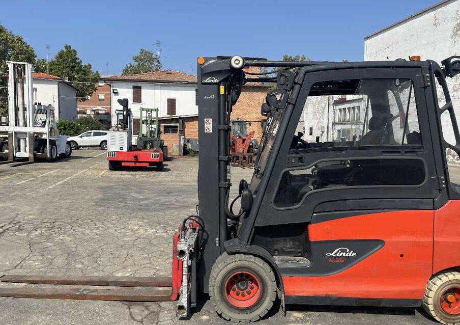 Linde E 35 HL - رافعة شوكية كهربائية: صور 2 Linde E 35 HL - رافعة شوكية كهربائية: صور 2