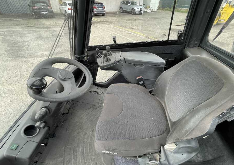 Linde H 40 D-02 senza montante - رافعة شوكية ديزل: صور 4 Linde H 40 D-02 senza montante - رافعة شوكية ديزل: صور 4