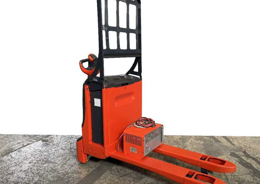 Linde T 16/1152 - معدات الرفع منخفض المستوى: صور 1 Linde T 16/1152 - معدات الرفع منخفض المستوى: صور 1