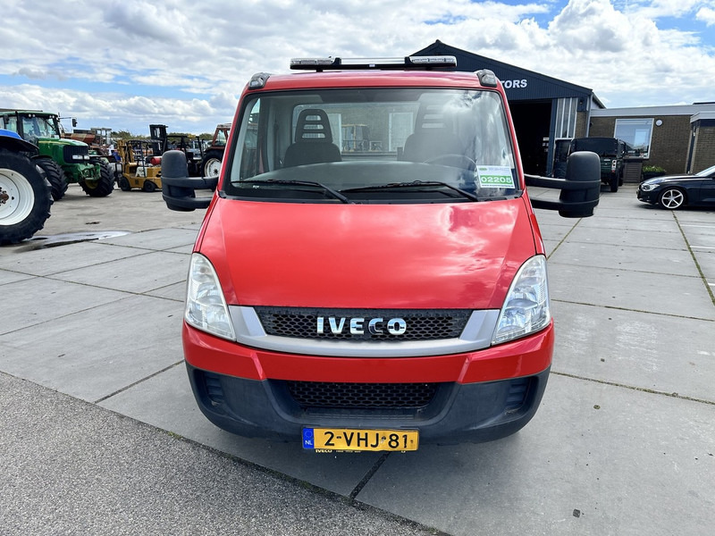 Iveco Daily 40C18 - فان: صور 2 Iveco Daily 40C18 - فان: صور 2