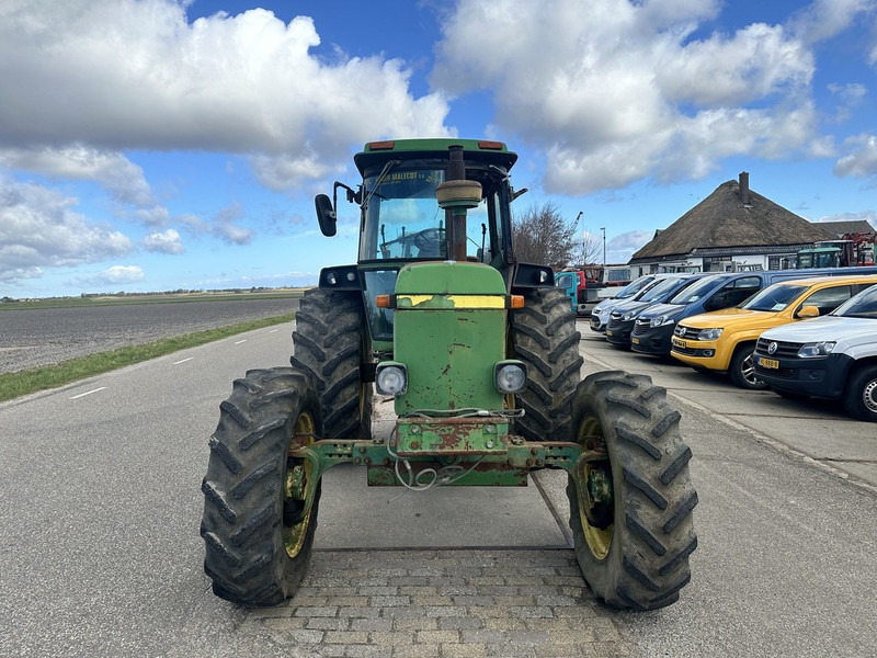 John Deere 4040 - جرار: صور 2 John Deere 4040 - جرار: صور 2