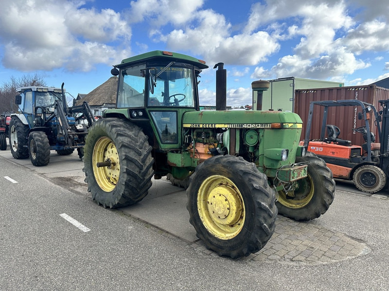 John Deere 4040 - جرار: صور 3 John Deere 4040 - جرار: صور 3