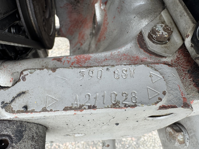 جرار Massey Ferguson 590: صور 12