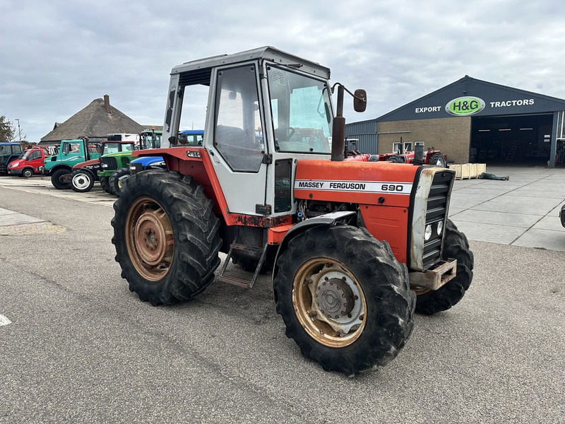 Massey Ferguson 690 - جرار: صور 3 Massey Ferguson 690 - جرار: صور 3