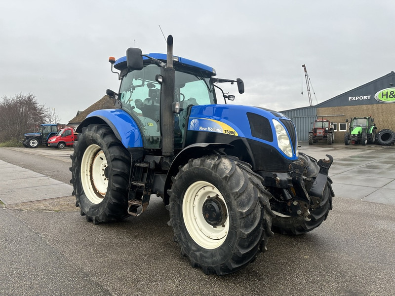 New Holland T6080 - جرار: صور 4 New Holland T6080 - جرار: صور 4