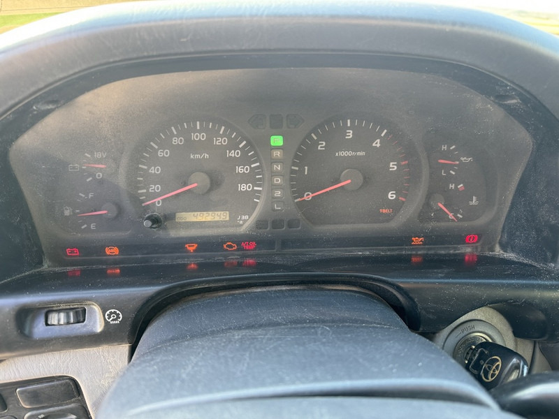 Toyota Land Cruiser - سيارة: صور 4 Toyota Land Cruiser - سيارة: صور 4