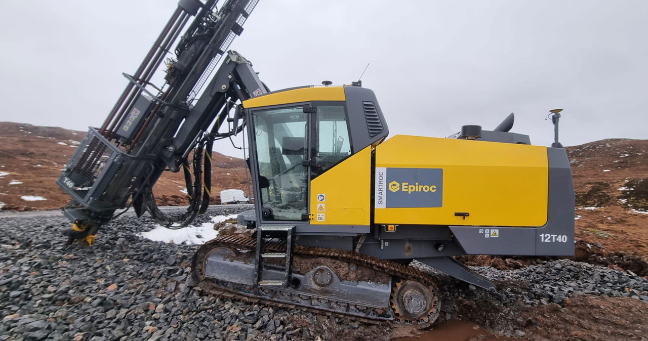 Atlas Copco (Epiroc) SmartROC T40MK2-11 - آلة حفر: صور 1 Atlas Copco (Epiroc) SmartROC T40MK2-11 - آلة حفر: صور 1