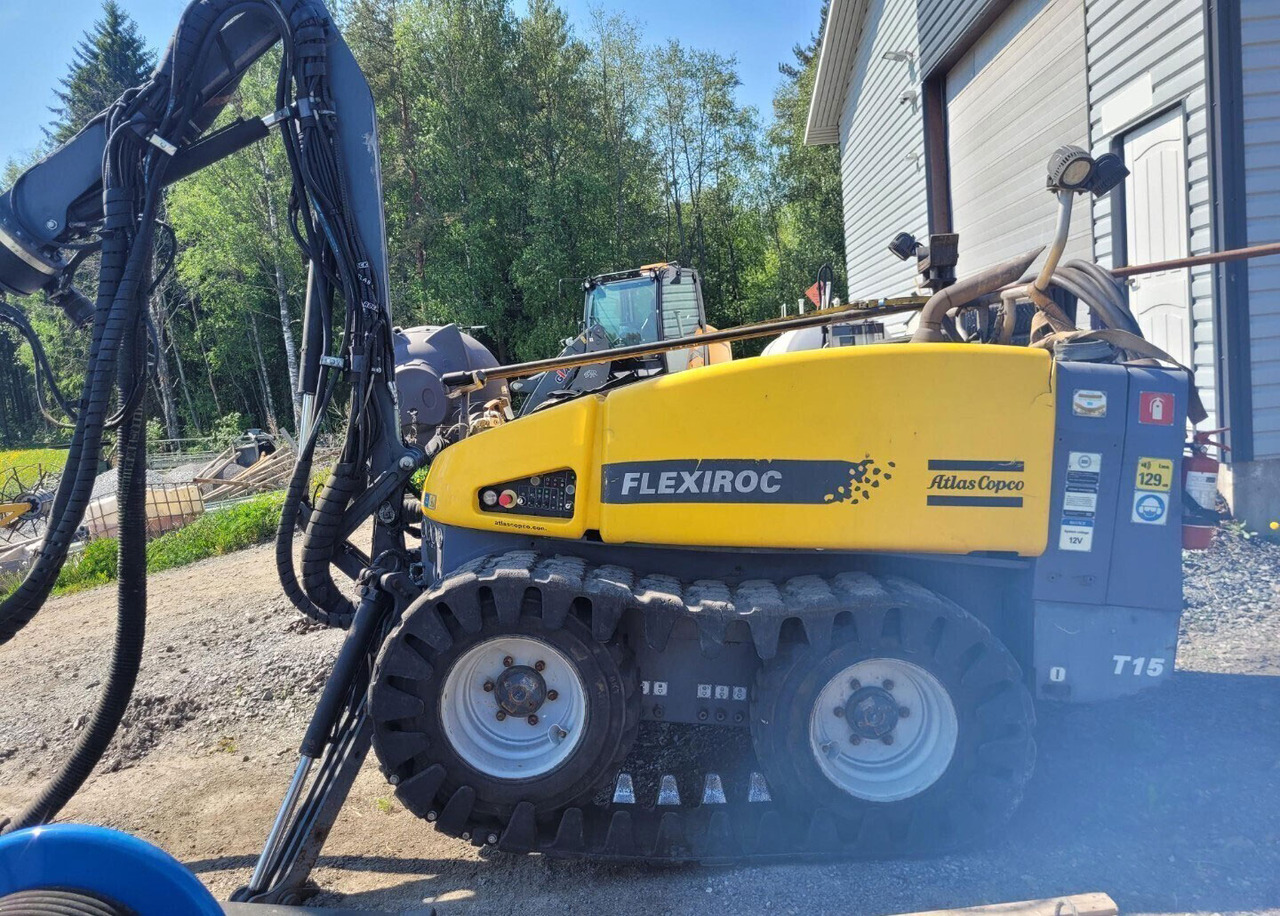 Atlas Copco FlexiROC T15R-01 - آلة حفر: صور 2 Atlas Copco FlexiROC T15R-01 - آلة حفر: صور 2