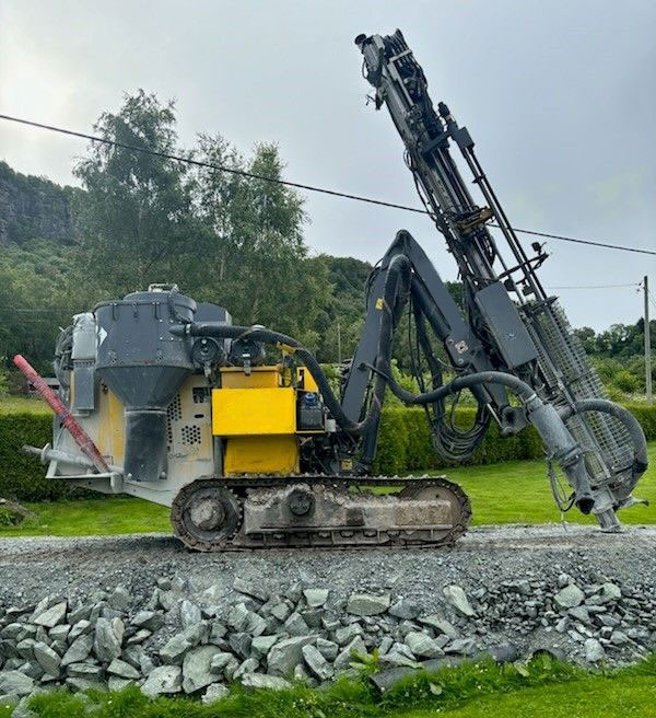 Atlas Copco FlexiROC T30R-03 - آلة حفر: صور 3 Atlas Copco FlexiROC T30R-03 - آلة حفر: صور 3