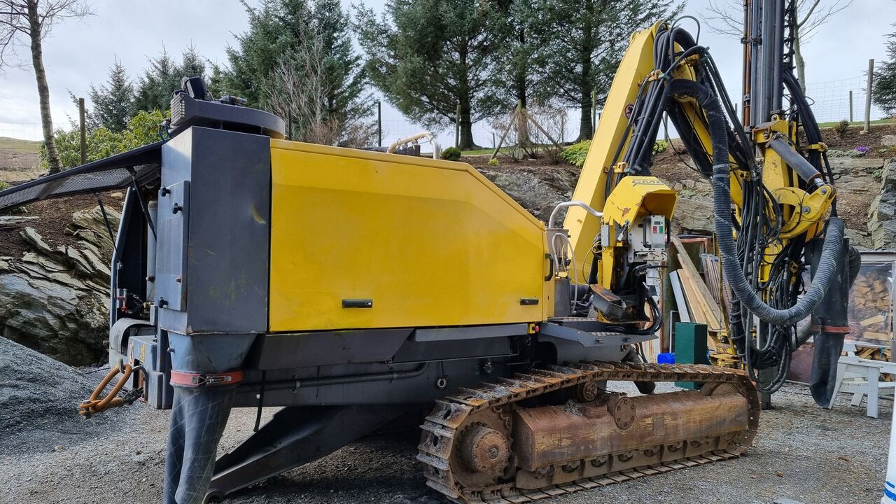 Atlas Copco ROC D7-01 RRC - آلة حفر: صور 3 Atlas Copco ROC D7-01 RRC - آلة حفر: صور 3