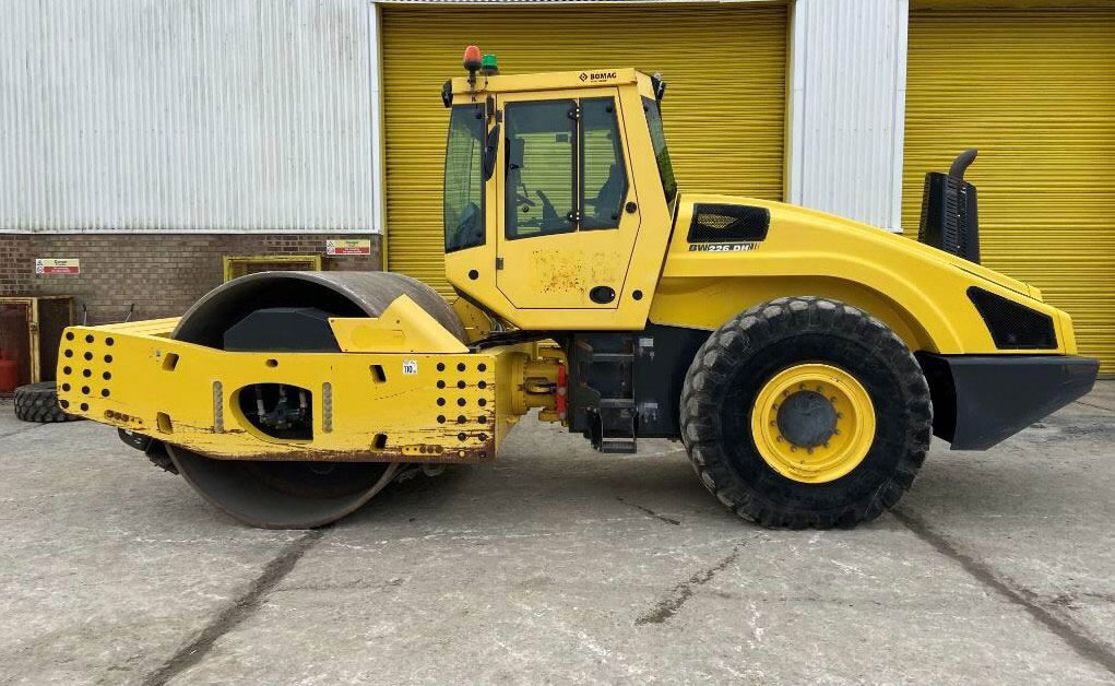 Bomag BW 226 DH-41 BVC - مدماج: صور 1 Bomag BW 226 DH-41 BVC - مدماج: صور 1