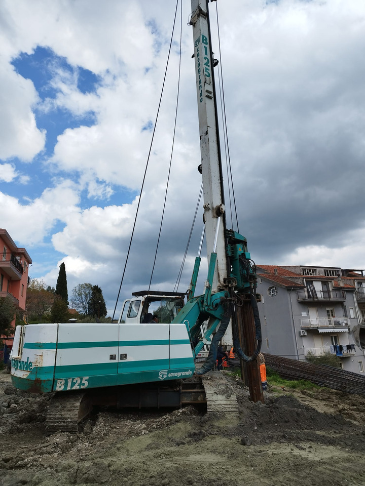 Casagrande B125 - سائق كومة: صور 4 Casagrande B125 - سائق كومة: صور 4